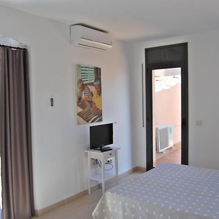 Apartaments Fonda Comerc Torroella de Montgrí Exterior foto