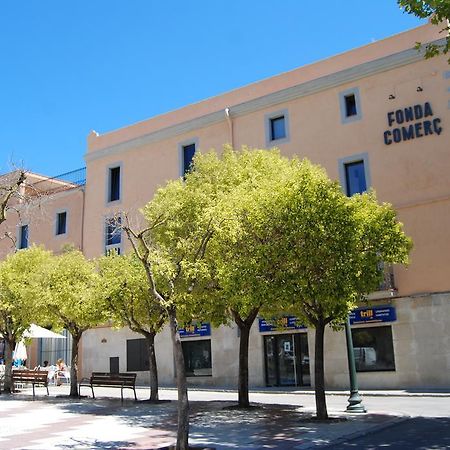 Apartaments Fonda Comerc Torroella de Montgrí Exterior foto